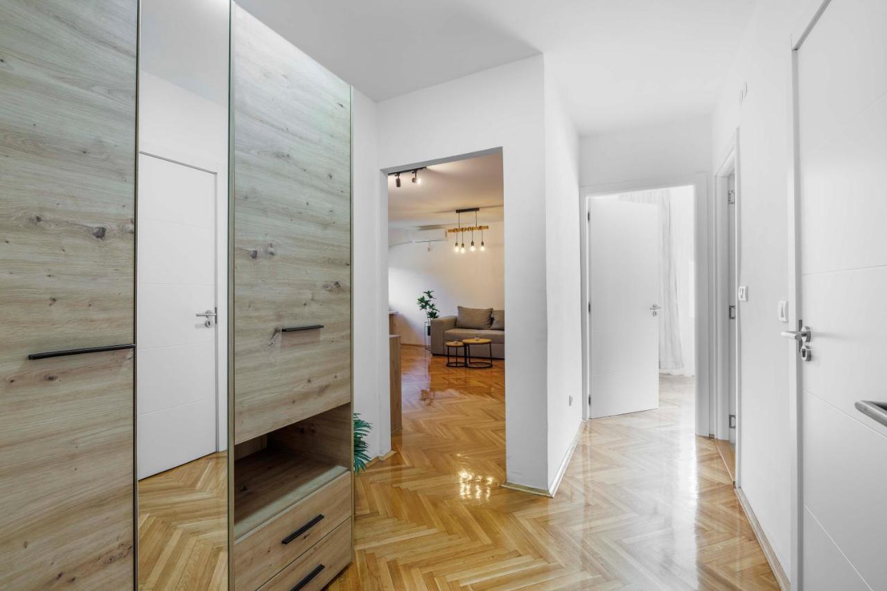 Sari City Center Apartment Novi Sad Exterior photo